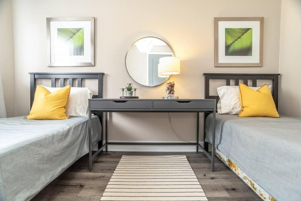 Downtown Atl Condo W Pool King Bed Lm1K2T 애틀랜타 외부 사진