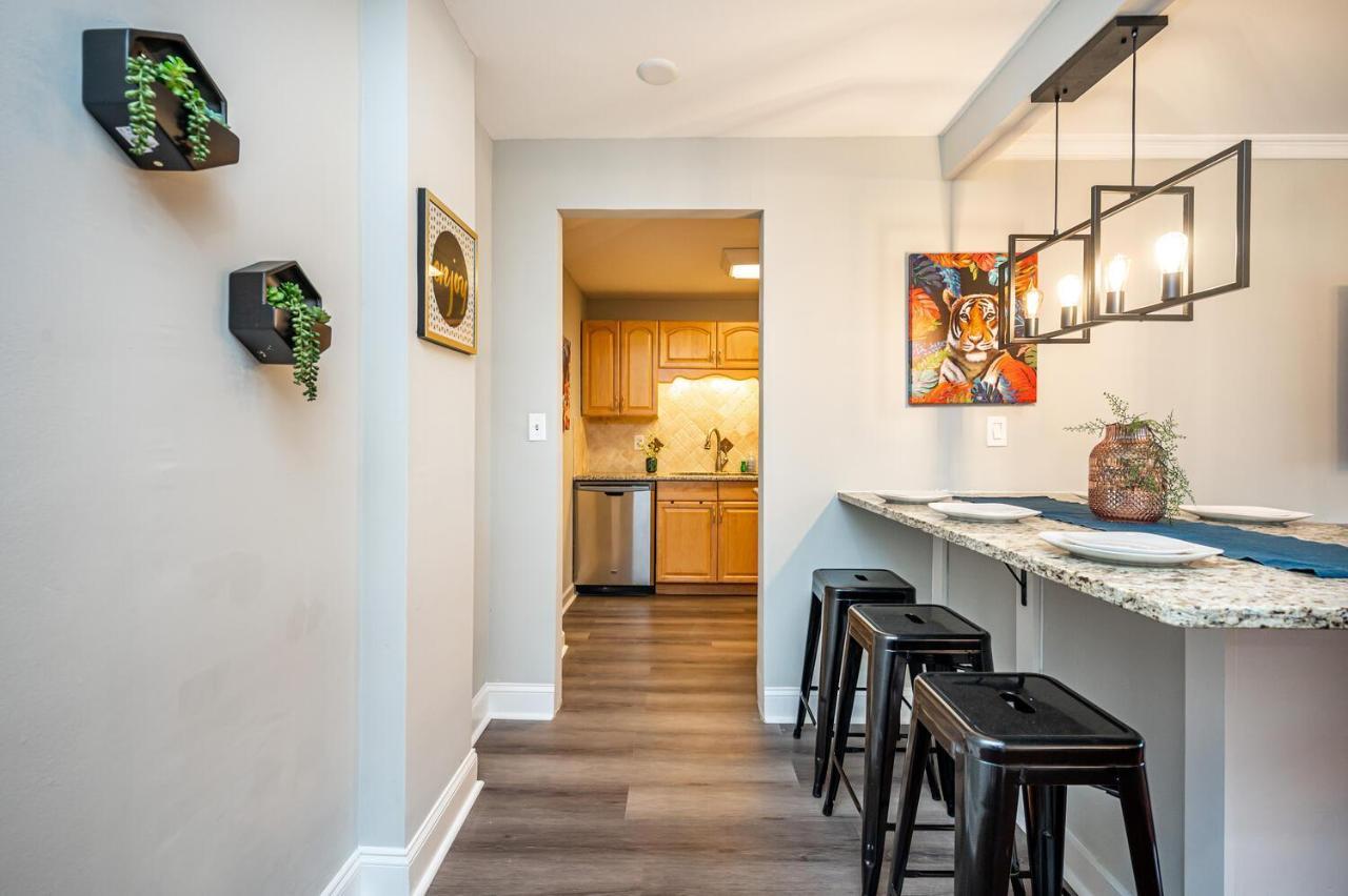 Downtown Atl Condo W Pool King Bed Lm1K2T 애틀랜타 외부 사진